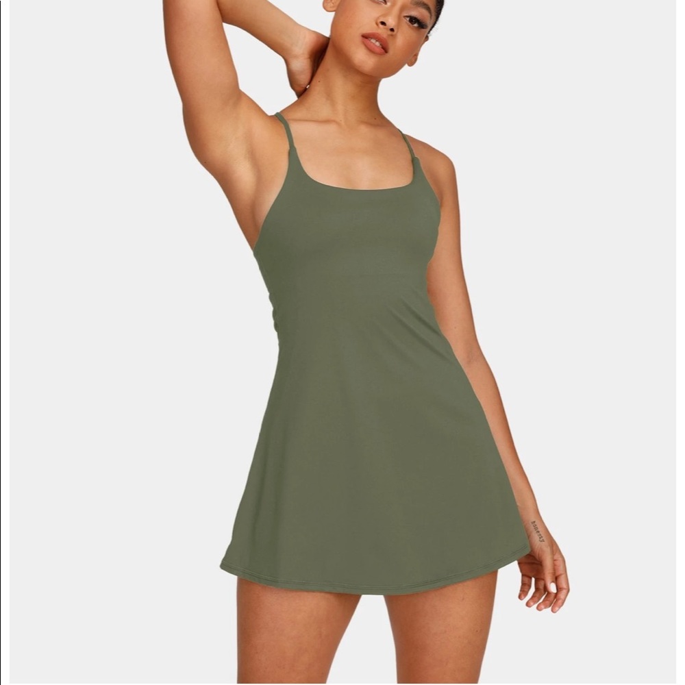 NWT - Halara Everyday 2-in-1 Activity Dress